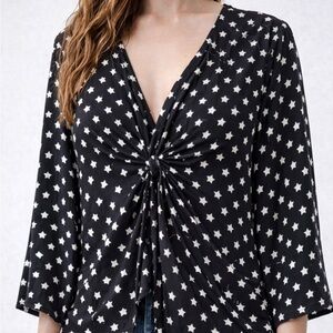 L'Academie Low Knot Star Print Bell Sleeve Blouse Small